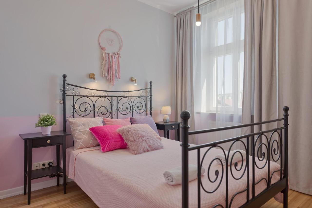 Centre Apartments-Old Town Krakow Bagian luar foto