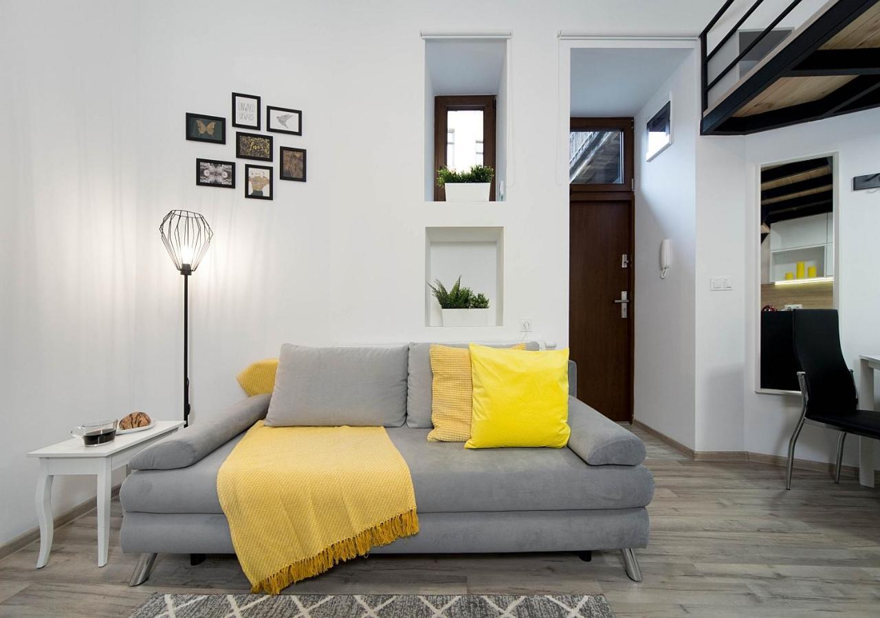 Centre Apartments-Old Town Krakow Bagian luar foto
